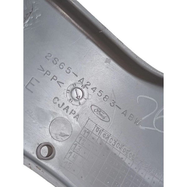 Moldura Coluna Le Ford Fiesta  03 A 14 Original