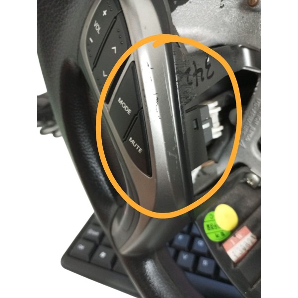 Volante Com Comandos Hyundai Elantra I30 13 A 16 Seminovo