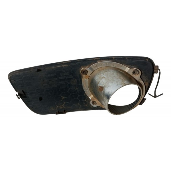 Moldura Farol Milha Lado Direito Fiat Palio Siena 05 A 13