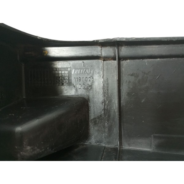 Acabamento  Lateral Esquerdo Bagagito Uno Mille 84 A 13