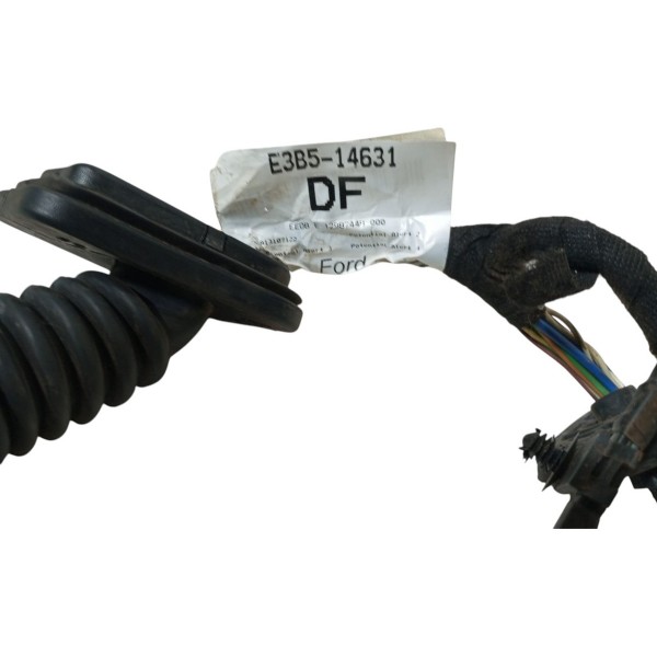 Chicote De Porta Dianteira Esquerda Ford Ka 14 A 21