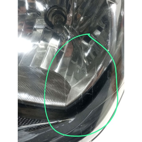 Farol Esquerdo Volkswagen Up Tsi Valeo 16 A 20