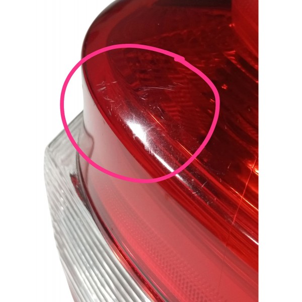 Lanterna Traseira Esquerda Nissan Kicks Vermelha 17 A 22